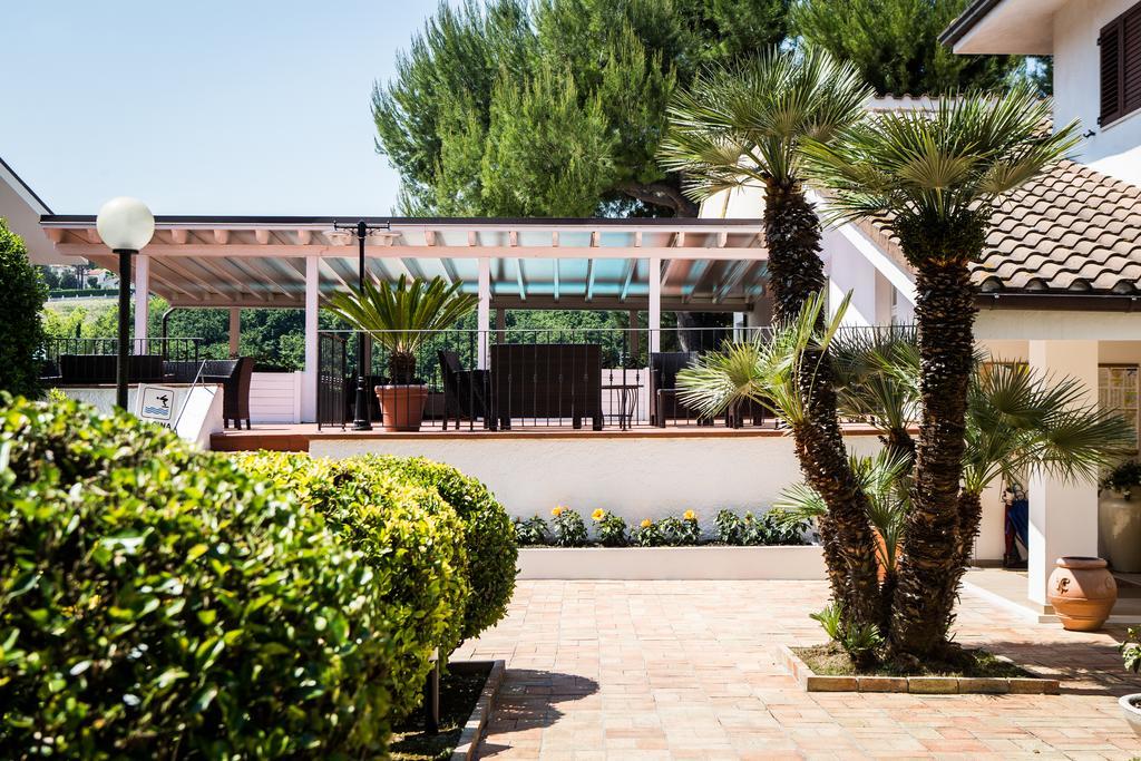 Hotel Giardino Suites&Spa Numana Exterior foto