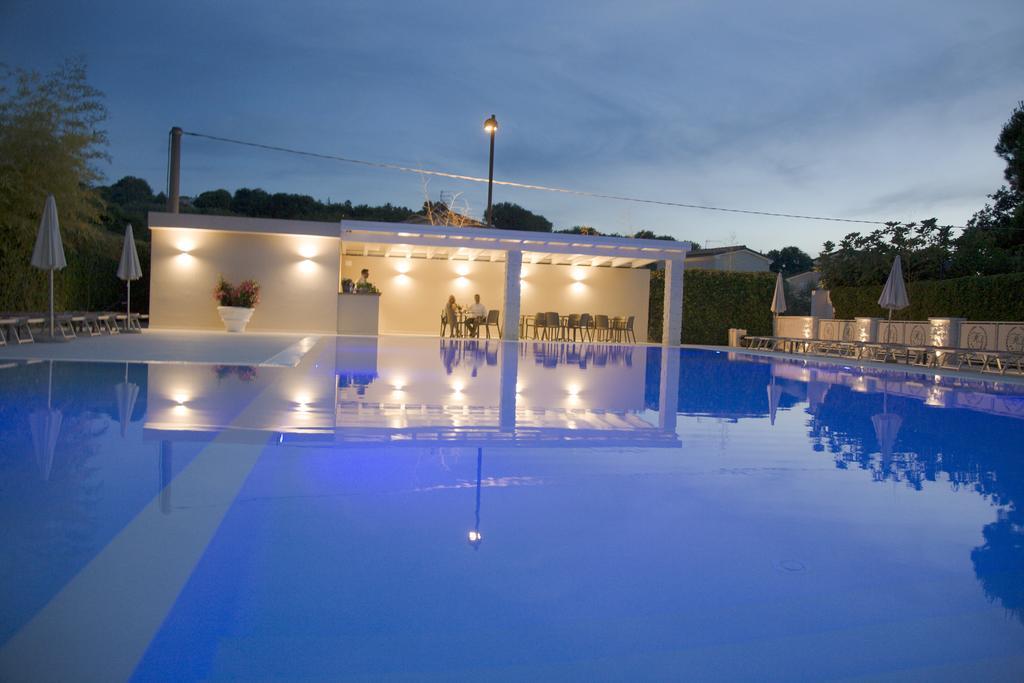 Hotel Giardino Suites&Spa Numana Exterior foto
